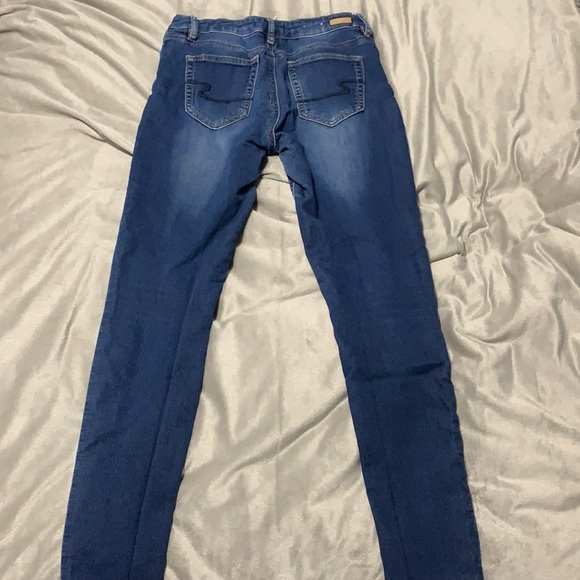 Eighty two brand mid-rise jeans - Picture 3 of 3